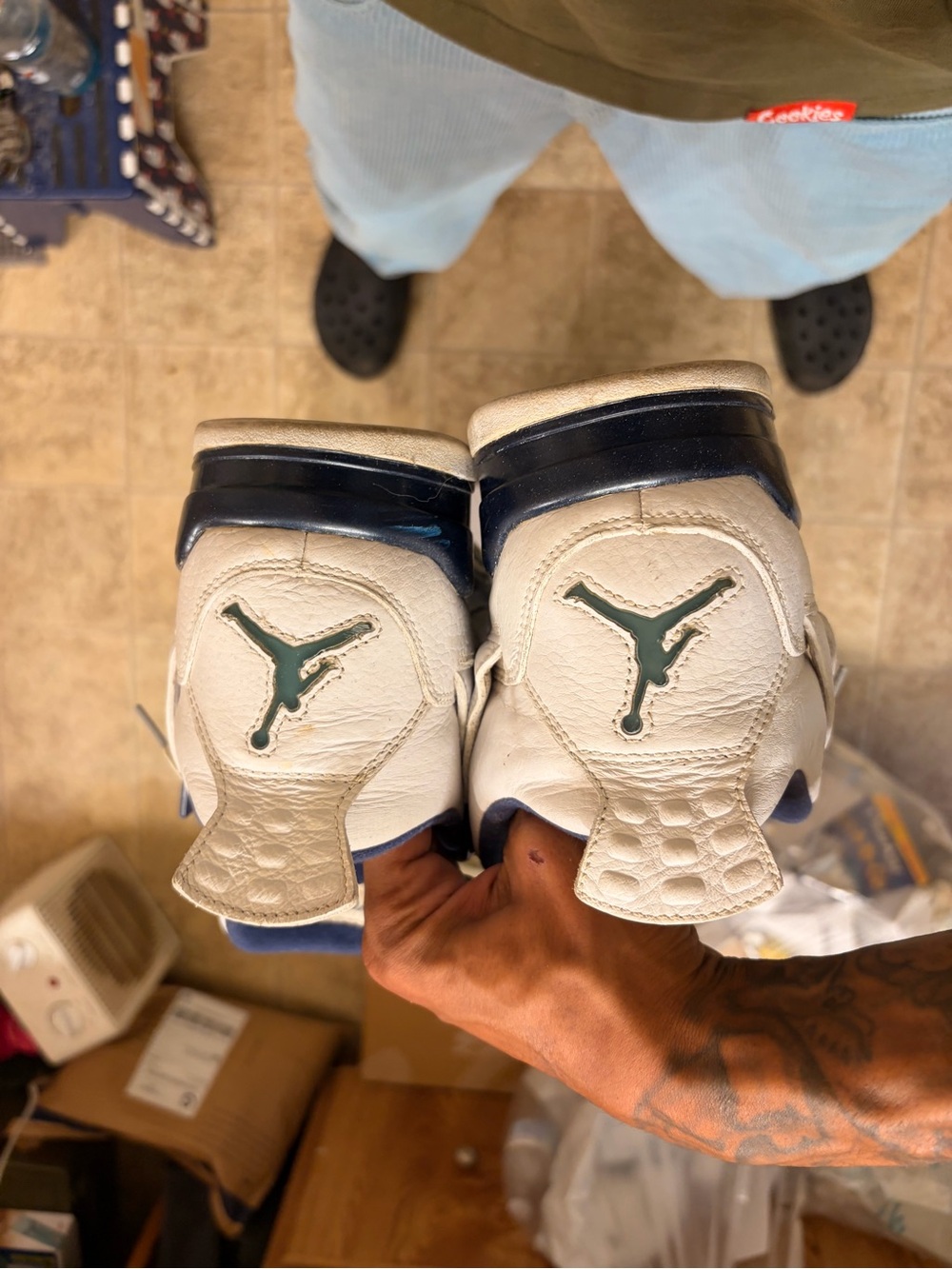 Jordan 4 - Picture 4 of 8